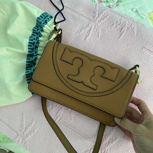 Tory Burch Crossbody -like new!
